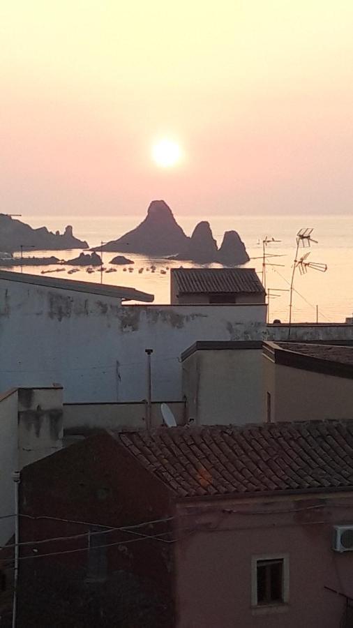 Bed & Breakfast Dietro Le Mura Aci Castello Ngoại thất bức ảnh